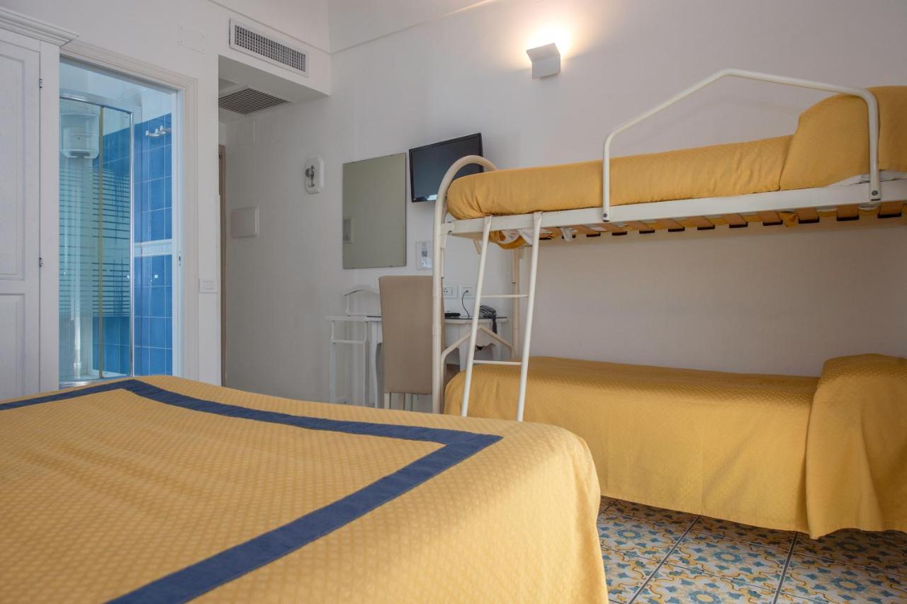 Hotel7Bello Minori Esterno foto